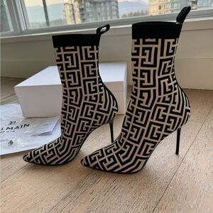 Balmain booties size 36.5 worn once